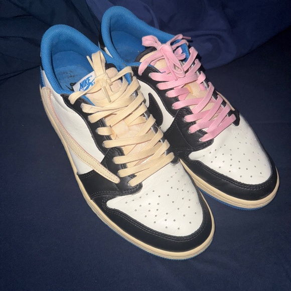 Jordan 1 low - Picture 2 of 4